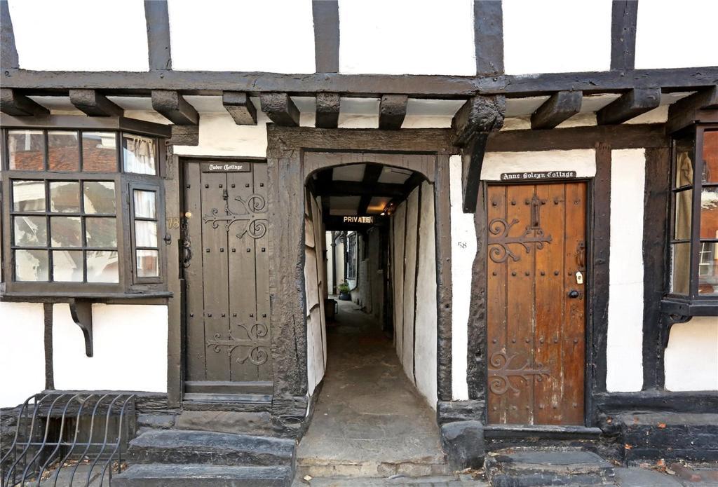 Henry VIII Cottage In The Heart Of Henley Екстериор снимка
